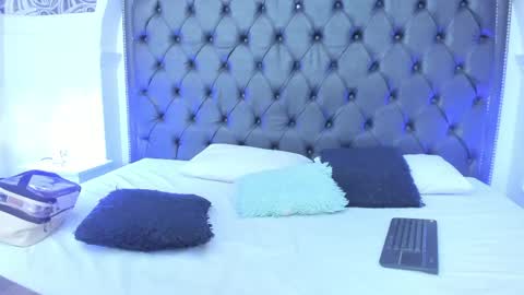 denisse_logan online show from May 26, 4:07 am