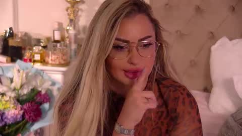 Ela online show from November 12, 12:46 am