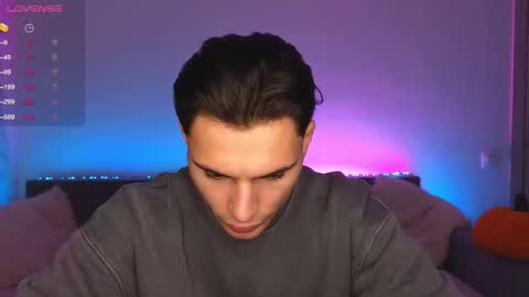 Den online show from October 31, 6:58 am