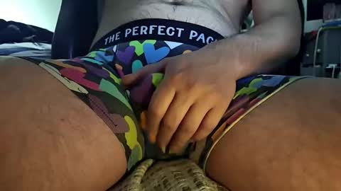 dennis210586 online show from November 12, 7:05 pm