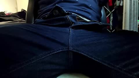 dennis210586 online show from January 12, 6:59 pm