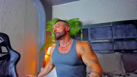 dennis_cox_ online show from February 28, 12:09 pm