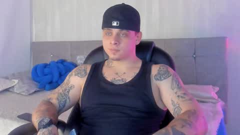 Snapshot of dennis_munera chatting on March 11, 11:44 am dennis munera online show from March 11, 11:44 am