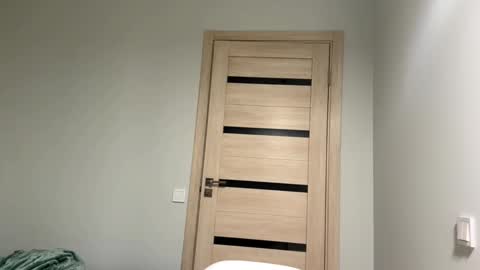 Denni online show from September 20, 5:05 pm