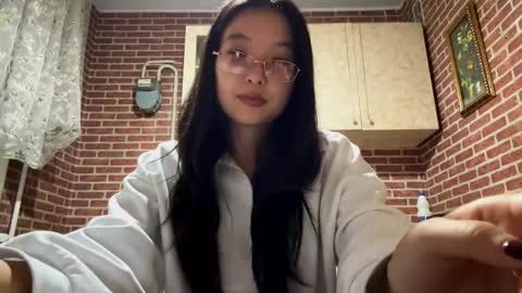 Snapshot of denysebernacchi chatting on September 28, 7:23 pm Emma online show from September 28, 7:23 pm