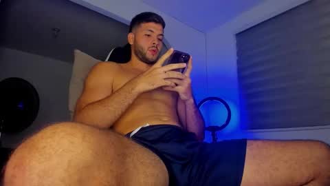 dereckhardd online show from November 6, 6:05 am