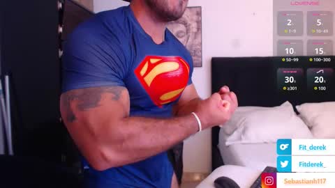 Derek online show from December 19, 2:01 pm