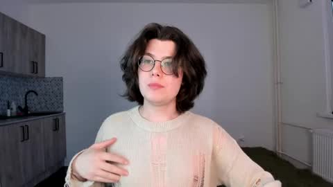 Derek online show from April 22, 4:25 pm