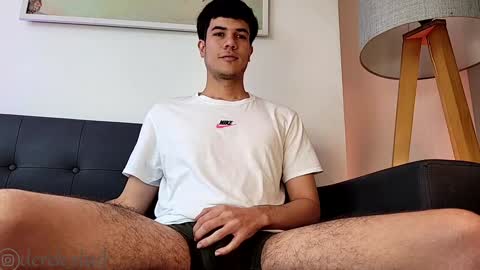 Derek independent model  online show from January 4, 5:37 pm