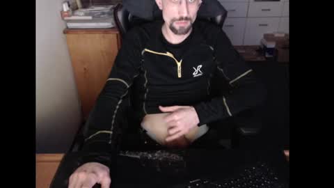 dermattes online show from February 15, 3:17 pm