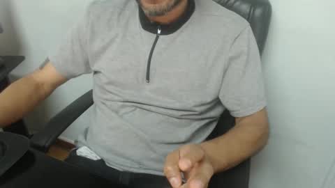     online show from December 18, 12:44 pm