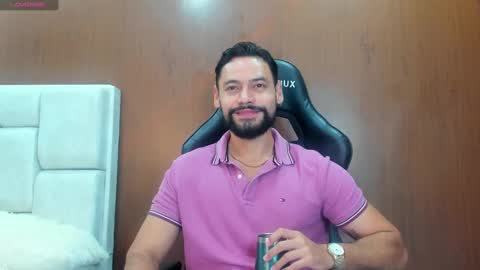 DerryBigger CM online show from October 8, 4:57 pm