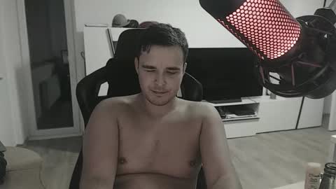 dershark online show from October 31, 4:57 am