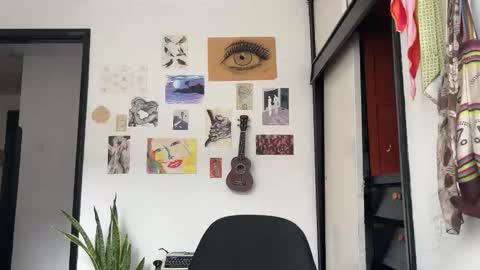 Desidias online show from February 28, 6:23 pm