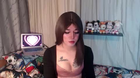 Snapshot of desirable_lorinexx chatting on September 9, 10:43 pm LORINE online show from September 9, 10:43 pm