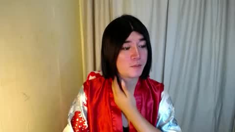 Snapshot of desirable_lorinexx chatting on February 24, 11:32 am LORINE online show from February 24, 11:32 am