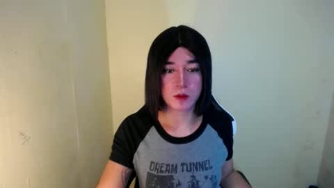 Snapshot of desirable_lorinexx chatting on February 13, 7:10 pm LORINE online show from February 13, 7:10 pm