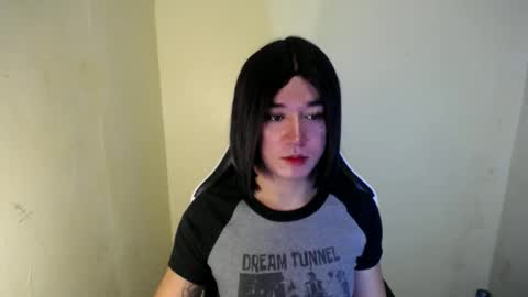 Snapshot of desirable_lorinexx chatting on February 10, 2:48 pm LORINE online show from February 10, 2:48 pm