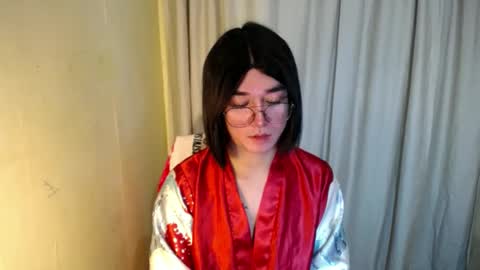 Snapshot of desirable_lorinexx chatting on February 25, 6:14 am LORINE online show from February 25, 6:14 am