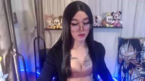 Snapshot of desirable_lorinexx chatting on September 27, 11:02 pm LORINE online show from September 27, 11:02 pm