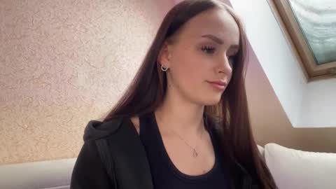 desiree_perhaps online show from March 5, 12:03 pm