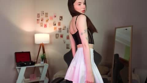 Maya online show from December 15, 4:30 am