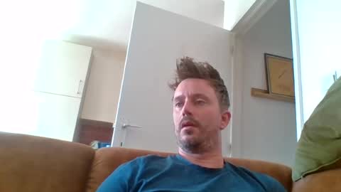 deutero1986 online show from July 27, 2:03 pm