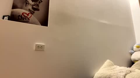 Emily online show from October 27, 5:13 pm