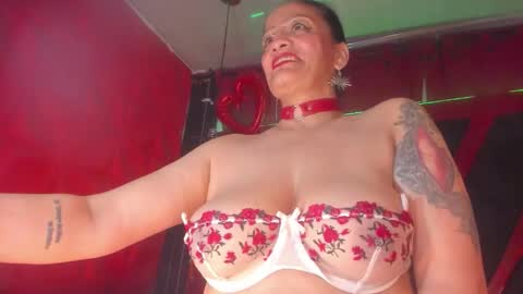 devil_taylorx online show from March 9, 3:27 pm