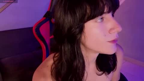 Snapshot of devils_cry_ chatting on October 24, 4:46 am Alex online show from October 24, 4:46 am