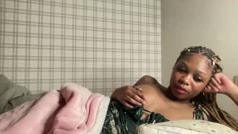 Devine Star online show from March 17, 4:12 pm