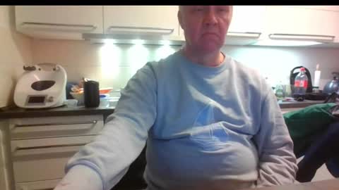 Devon online show from February 25, 10:31 pm