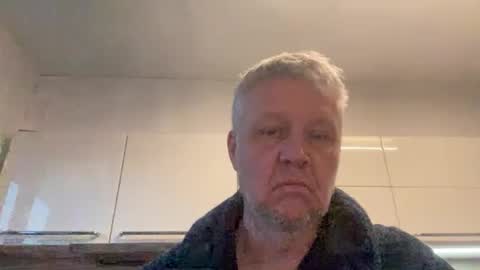 Devon online show from December 15, 7:15 am