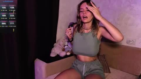 Snapshot of devonacast19 chatting on October 4, 7:55 pm Libena online show from October 4, 7:55 pm