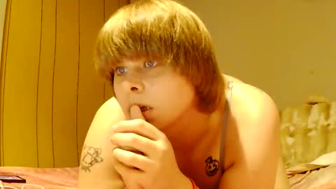 devykitten online show from March 27, 3:56 am