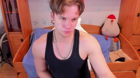 Dexter online show from May 26, 8:31 am