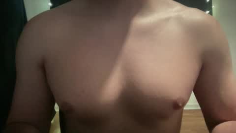 dforu333 online show from May 5, 11:32 pm