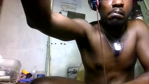 Marcus D-von Steel as the raunchy ass sniffer thrill me with your online show from May 31, 11:42 am