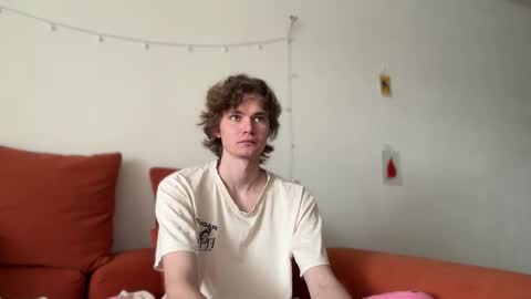 Di Alex online show from October 15, 8:37 am