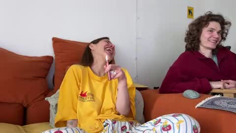 Di Alex online show from April 23, 12:29 pm