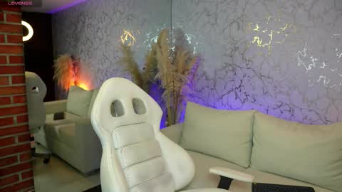 Diego online show from March 18, 10:10 am