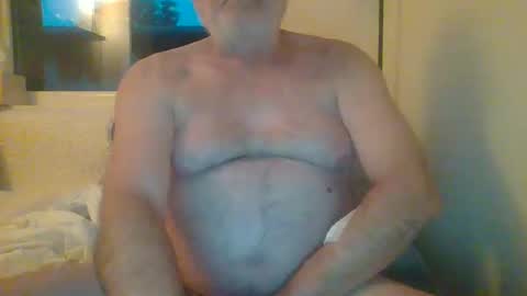 Snapshot of dial76 chatting on January 25, 7:17 am dial76 online show from January 25, 7:17 am