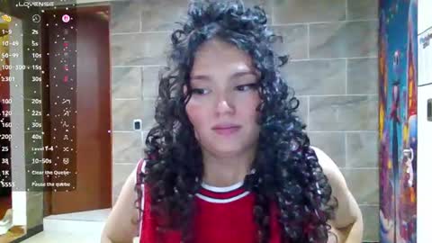 DiamondCurls online show from July 30, 5:13 pm