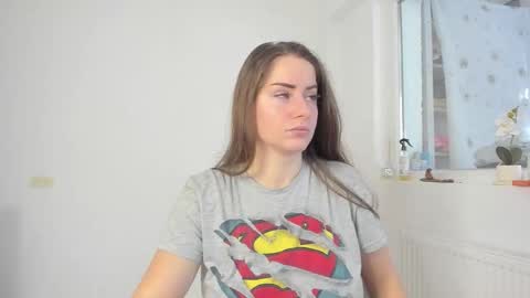 diamondkay_ online show from February 2, 7:16 am