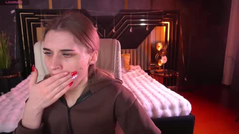 DiamondNina online show from March 7, 8:20 pm