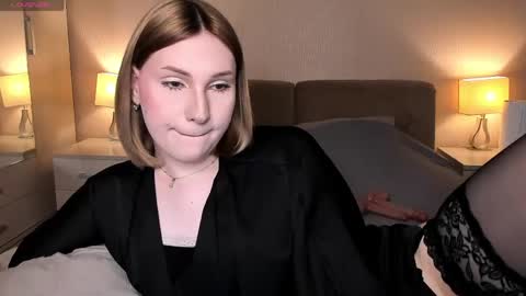 diana__rose online show from June 2, 8:11 pm