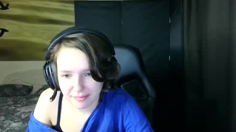 diana_back3 online show from November 9, 3:15 pm