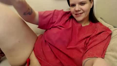 Snapshot of diana_loudd chatting on January 12, 2:14 am diana_loudd online show from January 12, 2:14 am