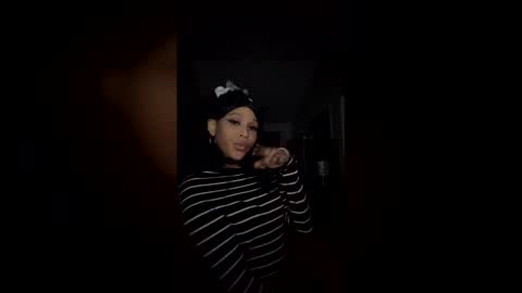 dianalove299 online show from March 3, 2:18 am