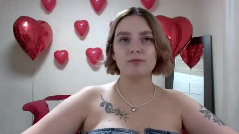 Snapshot of dianemills chatting on February 11, 7:16 pm Diane Mills online show from February 11, 7:16 pm